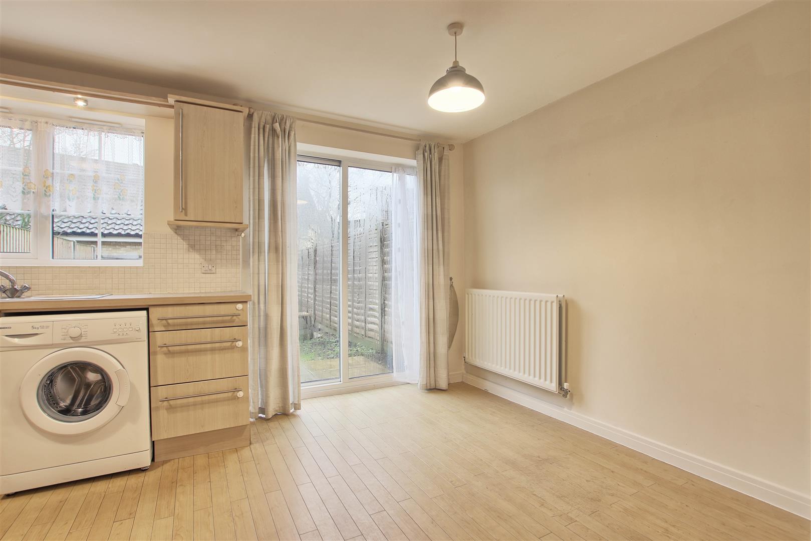 Spar Close, Lower Cambourne, Cambridge